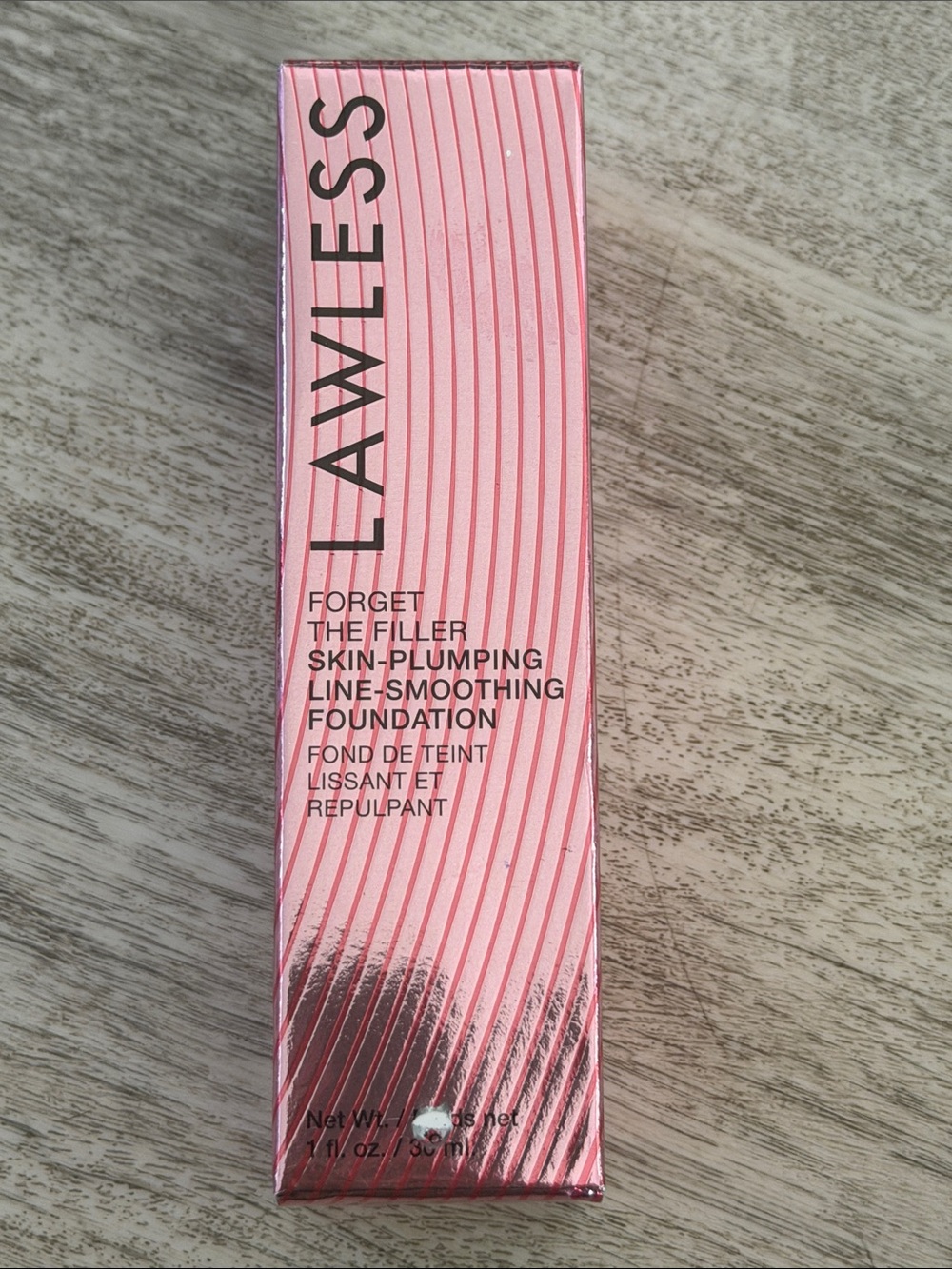 LAWLESS Pink Metallic Skin-Plumping Foundation 2F